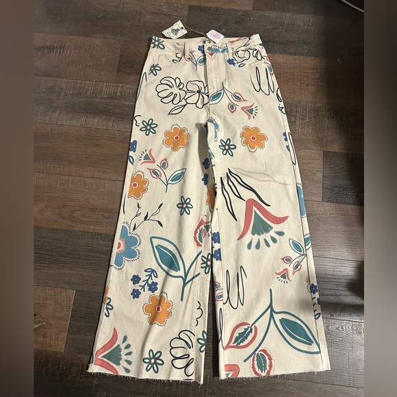 easel Pants - Easel wide leg pants size medium